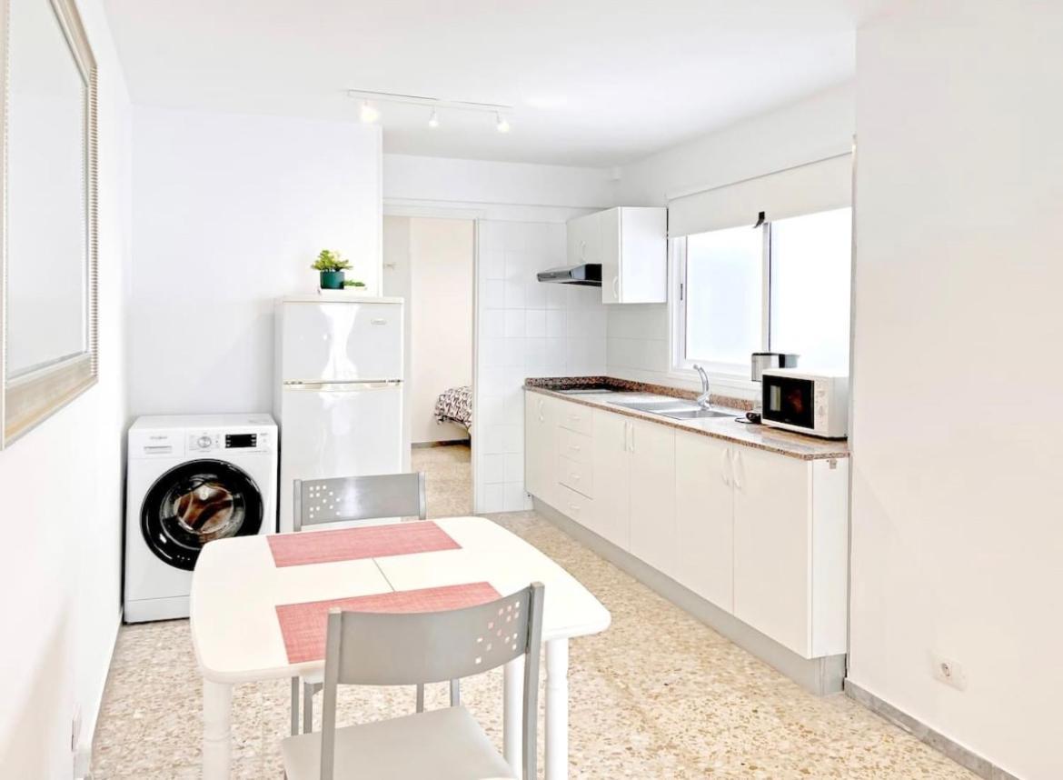 Cozy 2Bedroom Apartments In Los Cristianos Arona  Buitenkant foto